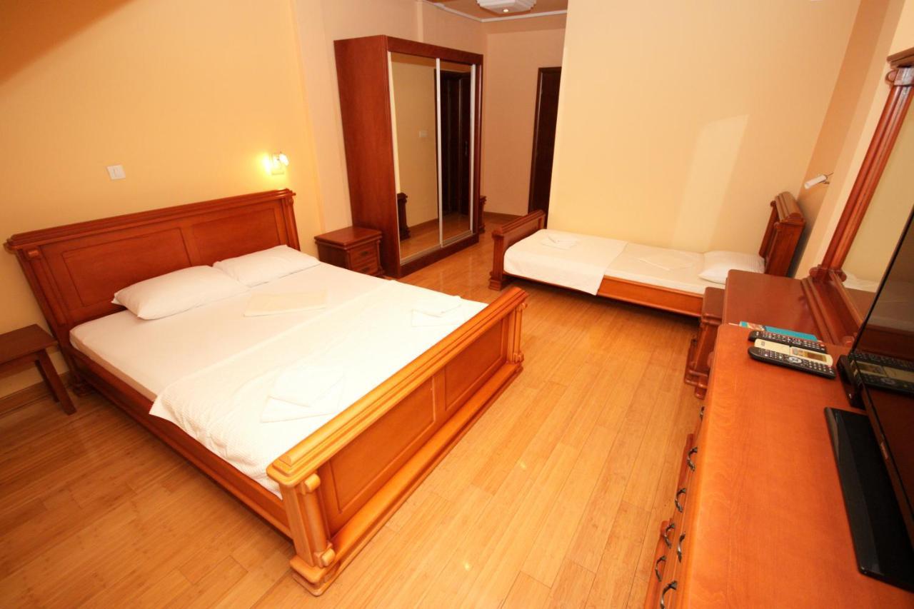 Hotel Rr Herceg Novi Zewnętrze zdjęcie