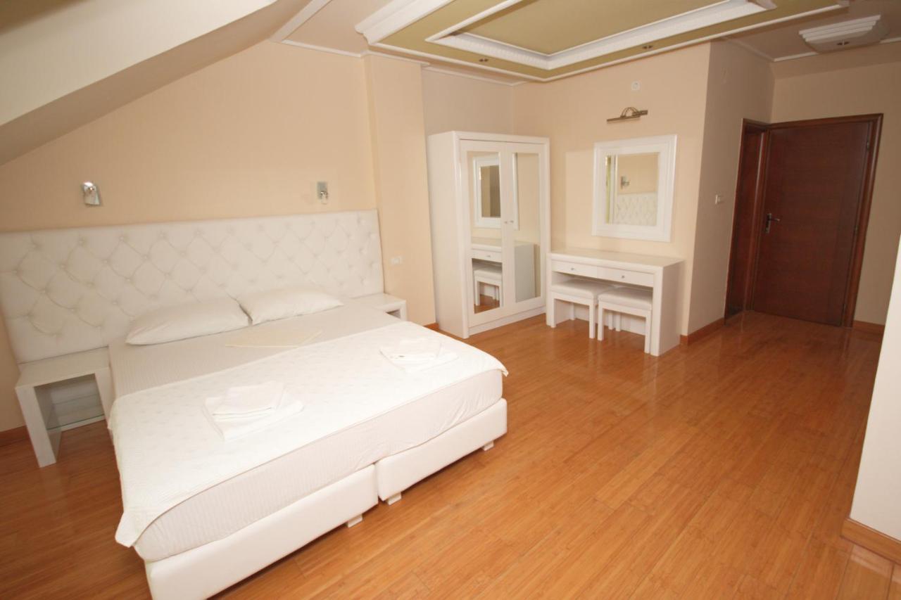 Hotel Rr Herceg Novi Zewnętrze zdjęcie
