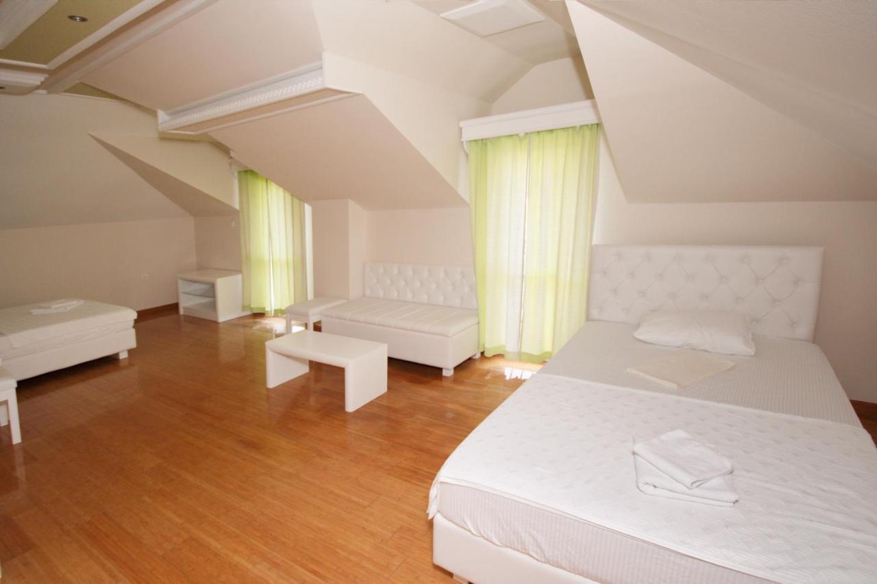 Hotel Rr Herceg Novi Zewnętrze zdjęcie
