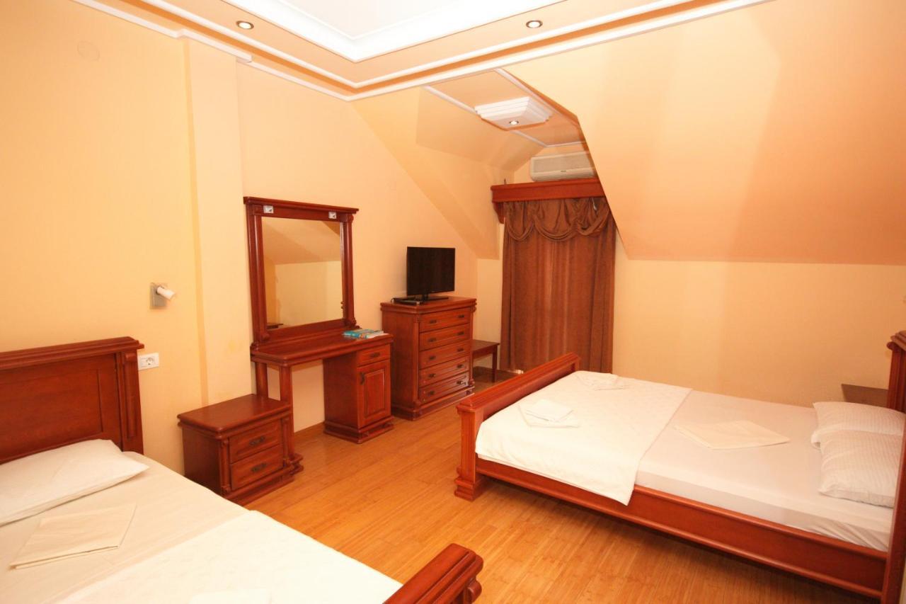Hotel Rr Herceg Novi Zewnętrze zdjęcie