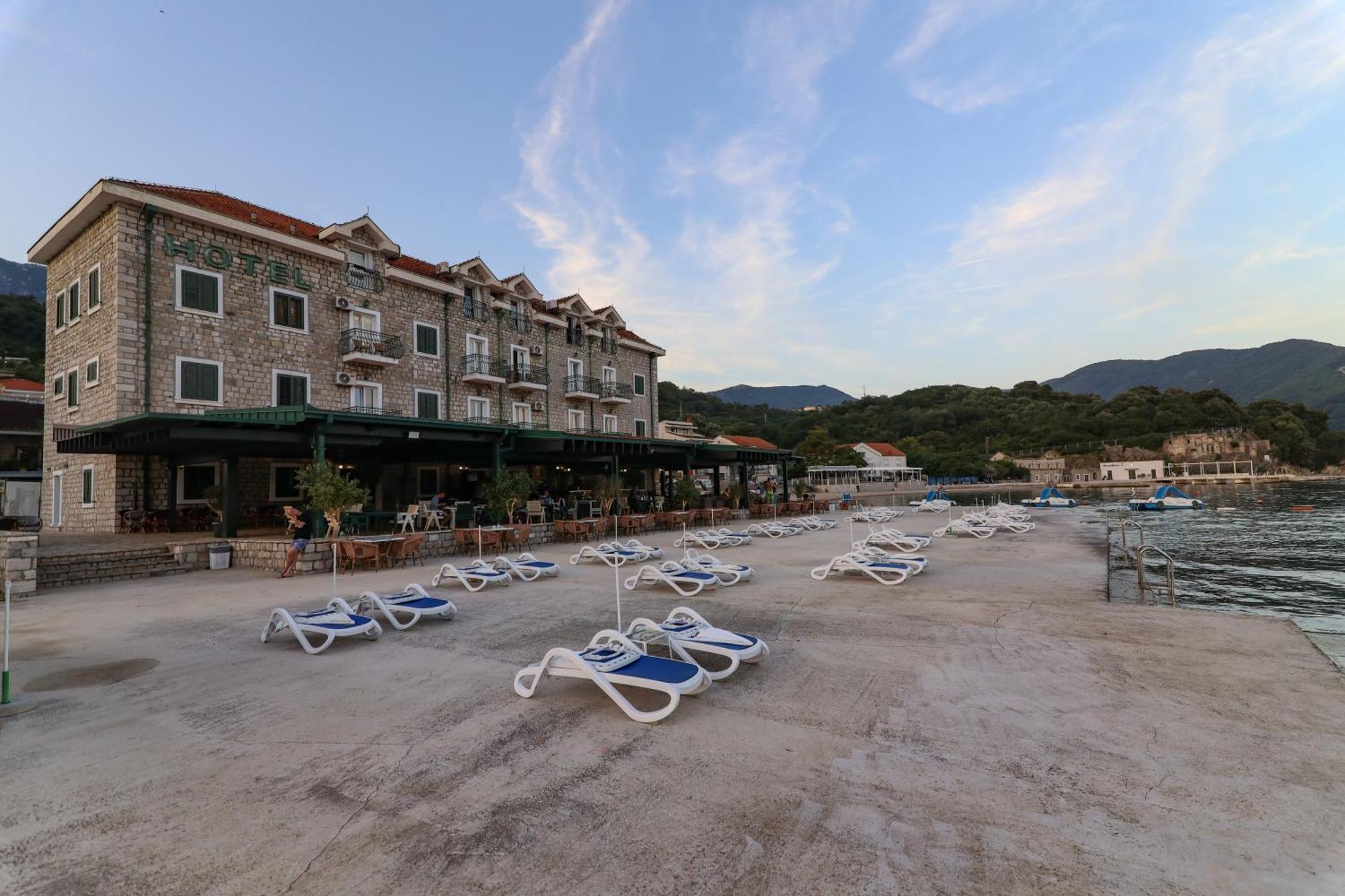 Hotel Rr Herceg Novi Zewnętrze zdjęcie