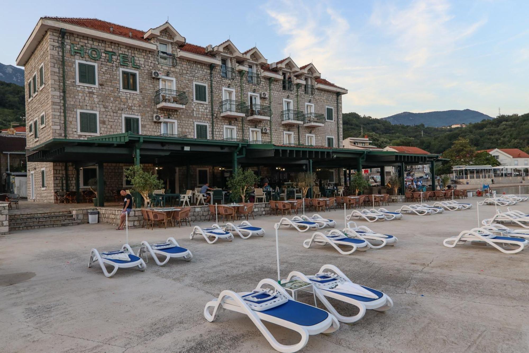 Hotel Rr Herceg Novi Zewnętrze zdjęcie