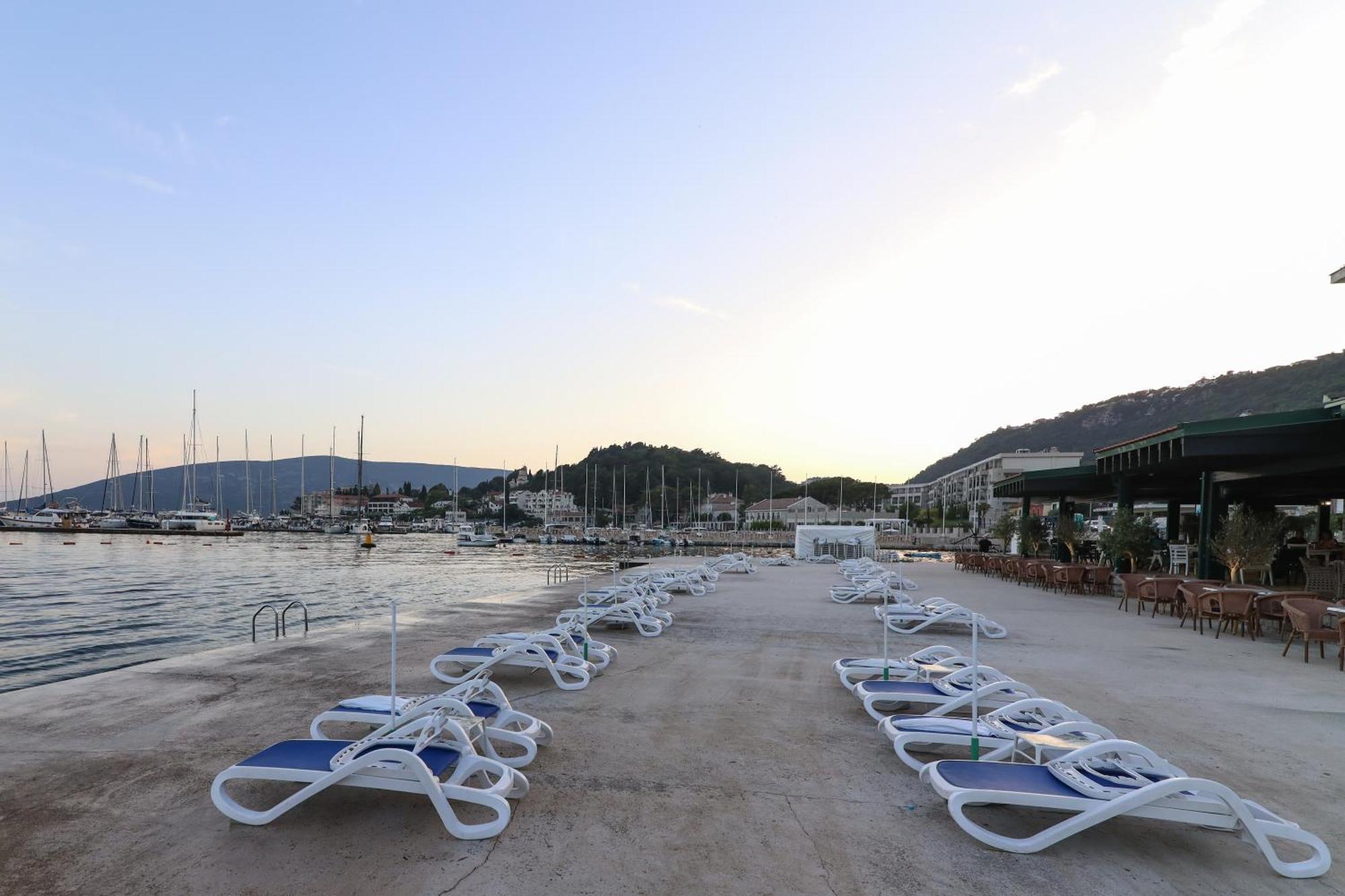 Hotel Rr Herceg Novi Zewnętrze zdjęcie