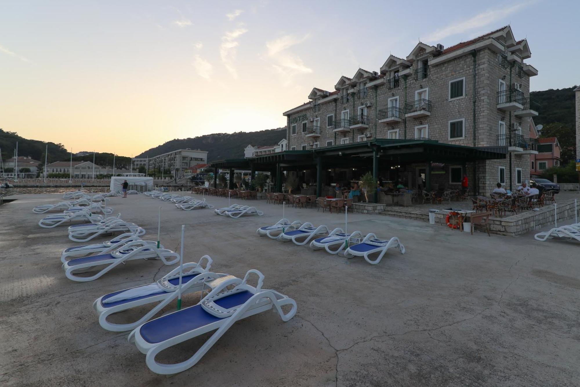 Hotel Rr Herceg Novi Zewnętrze zdjęcie