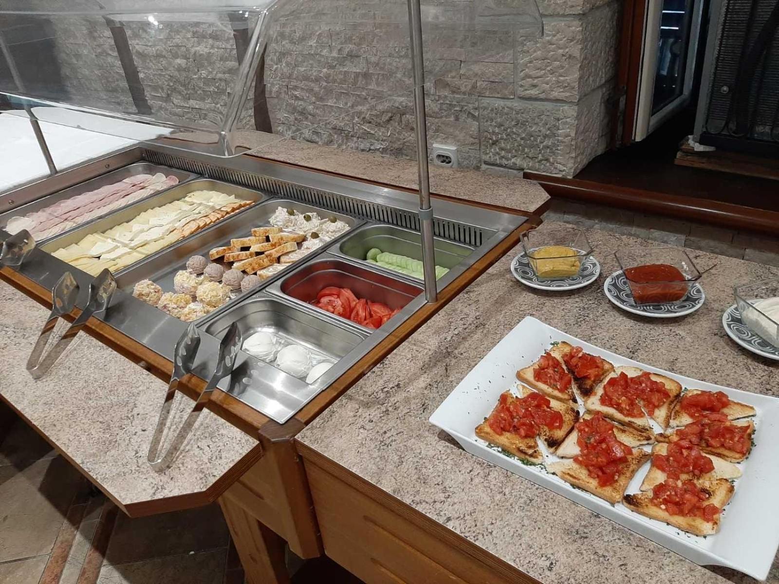 Hotel Rr Herceg Novi Zewnętrze zdjęcie